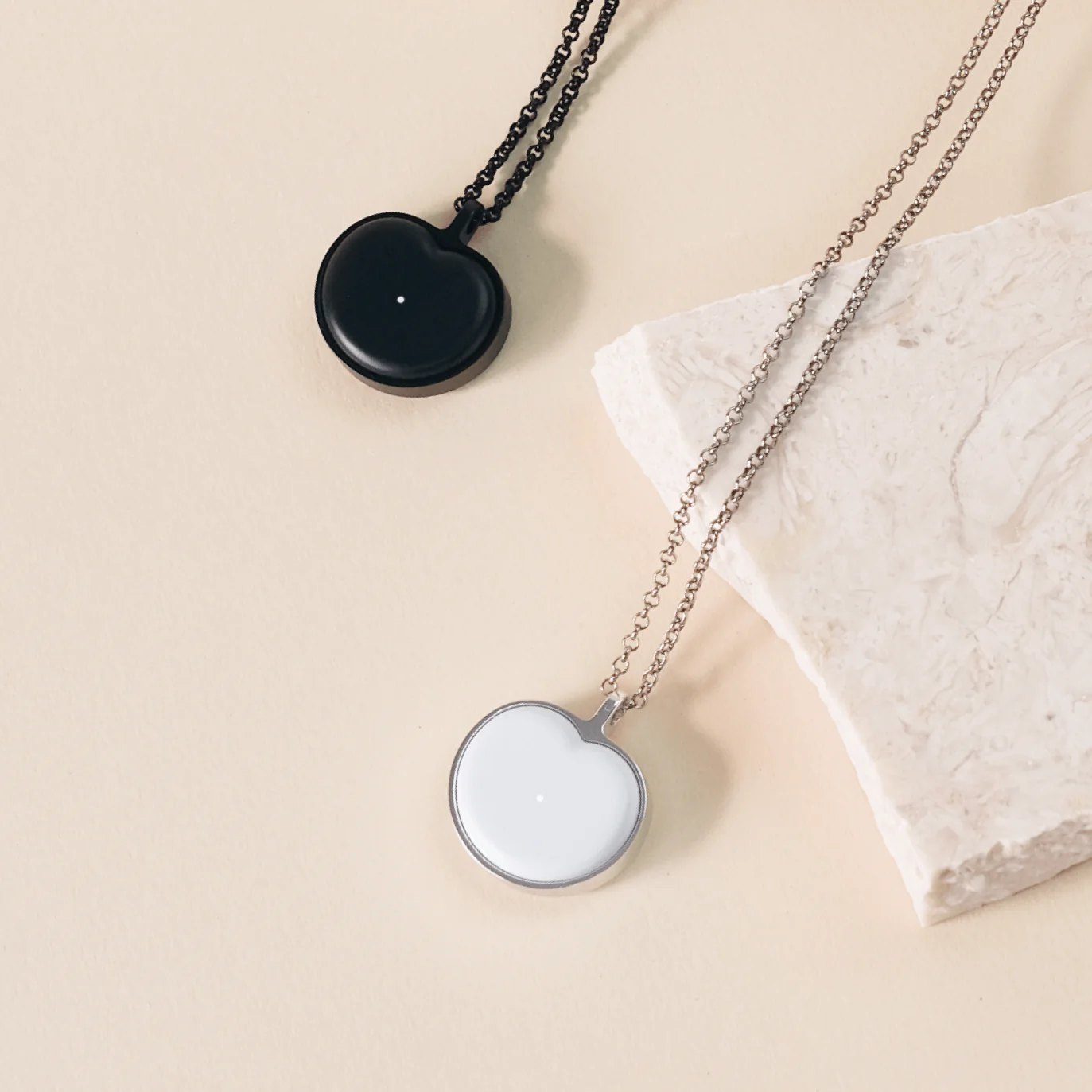 Bond Heart Necklace - Image 12