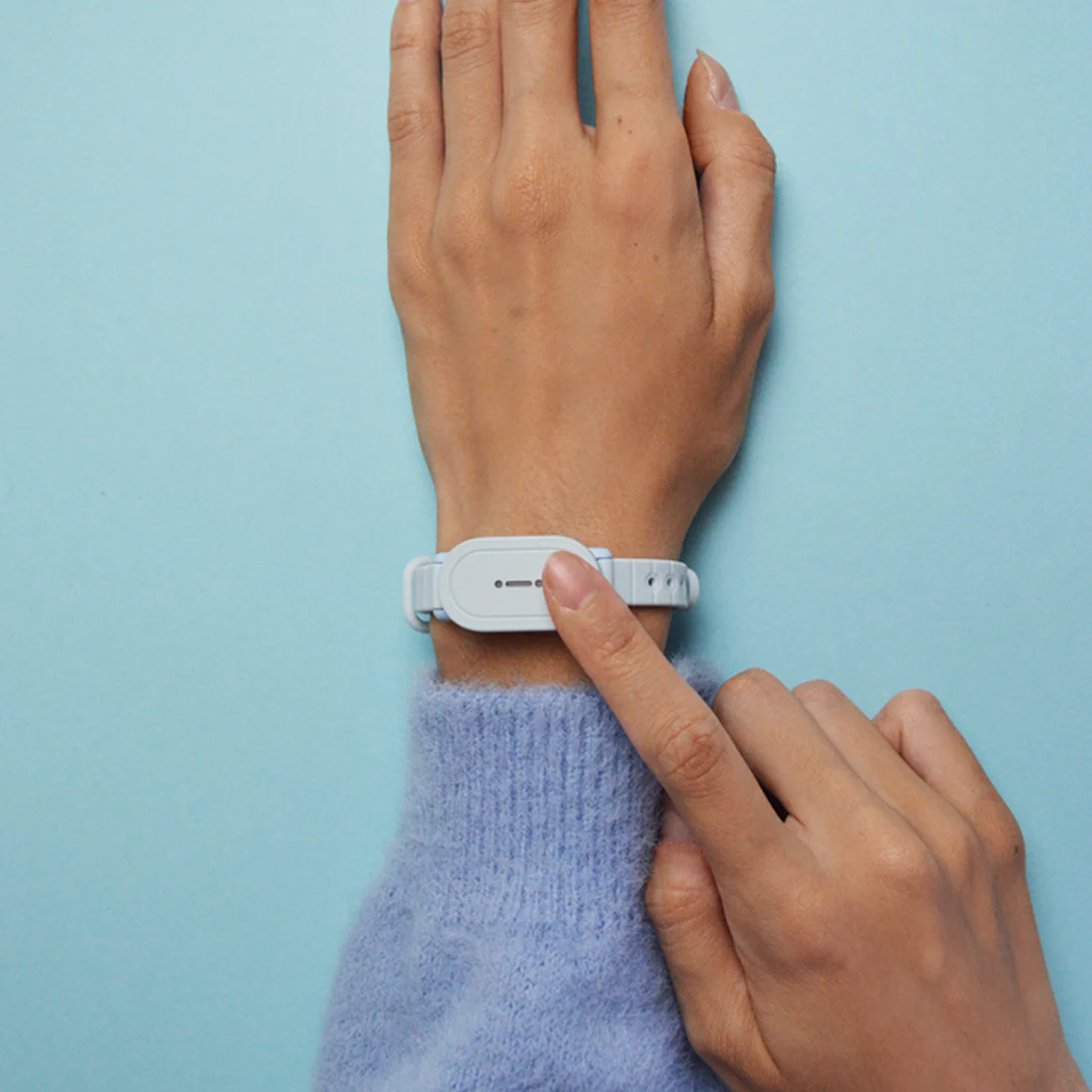 Bond Touch 4 • Long-Distance Bracelet - Image 22